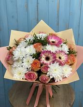 Букет цветов из:  Розы, Герберы и Хризантемы в Олонце