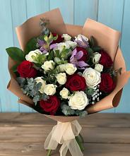 Букет цветов из:  Розы и Альстромерии в Олонце