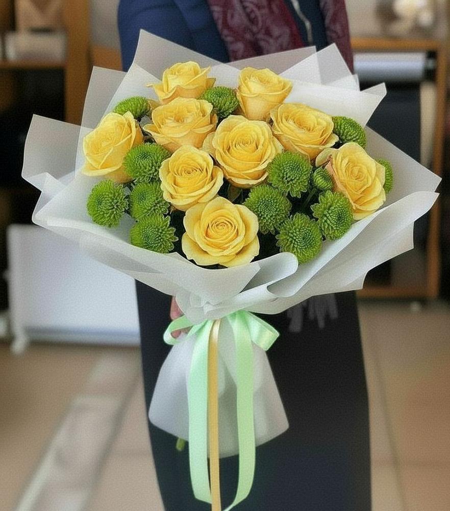 Букет цветов из: Хризантемы и Розы в Олонце