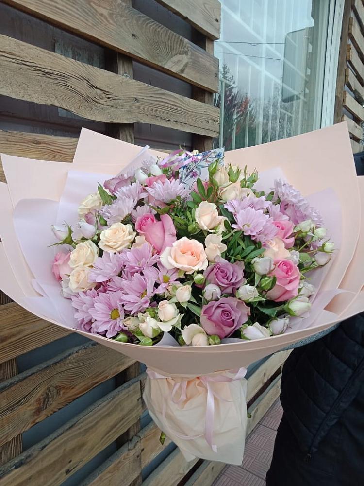 Букет цветов из: Розы и Хризантемы в Олонце