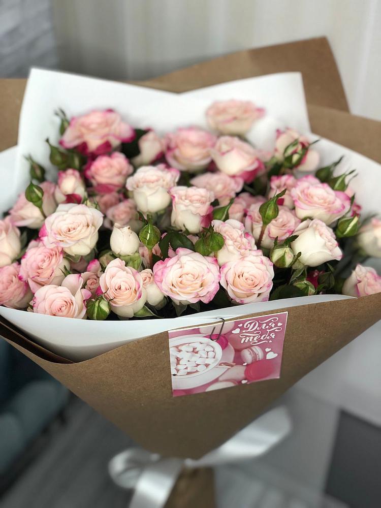 Букет цветов из: Розы в Олонце