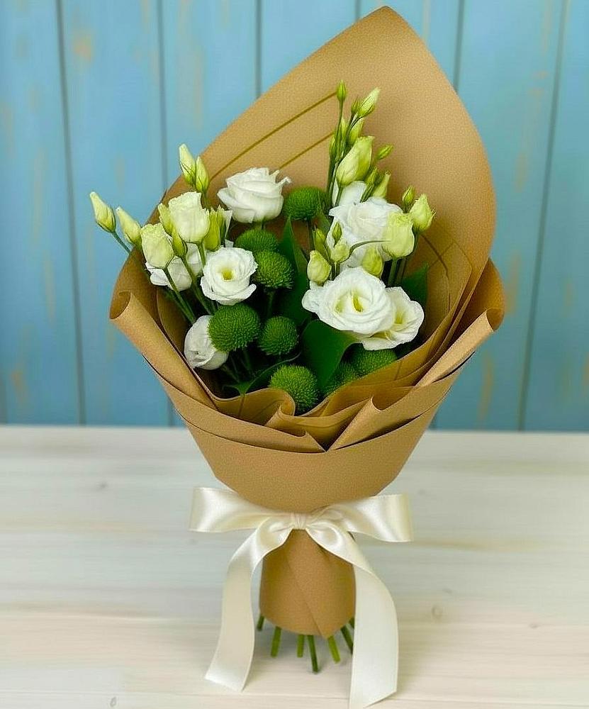 Букет цветов из: Хризантемы и Лизиантусы в Олонце