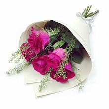 Букет цветов из:  Розы в Олонце