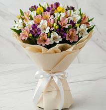 Букет цветов из:  Альстромерии в Олонце