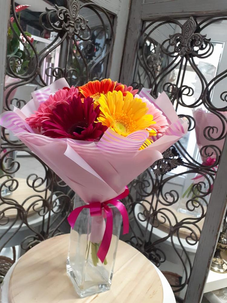 Букет цветов из: Герберы в Олонце