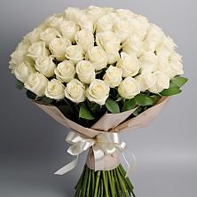 Букет 101 беля роза Белоснежка в Олонце