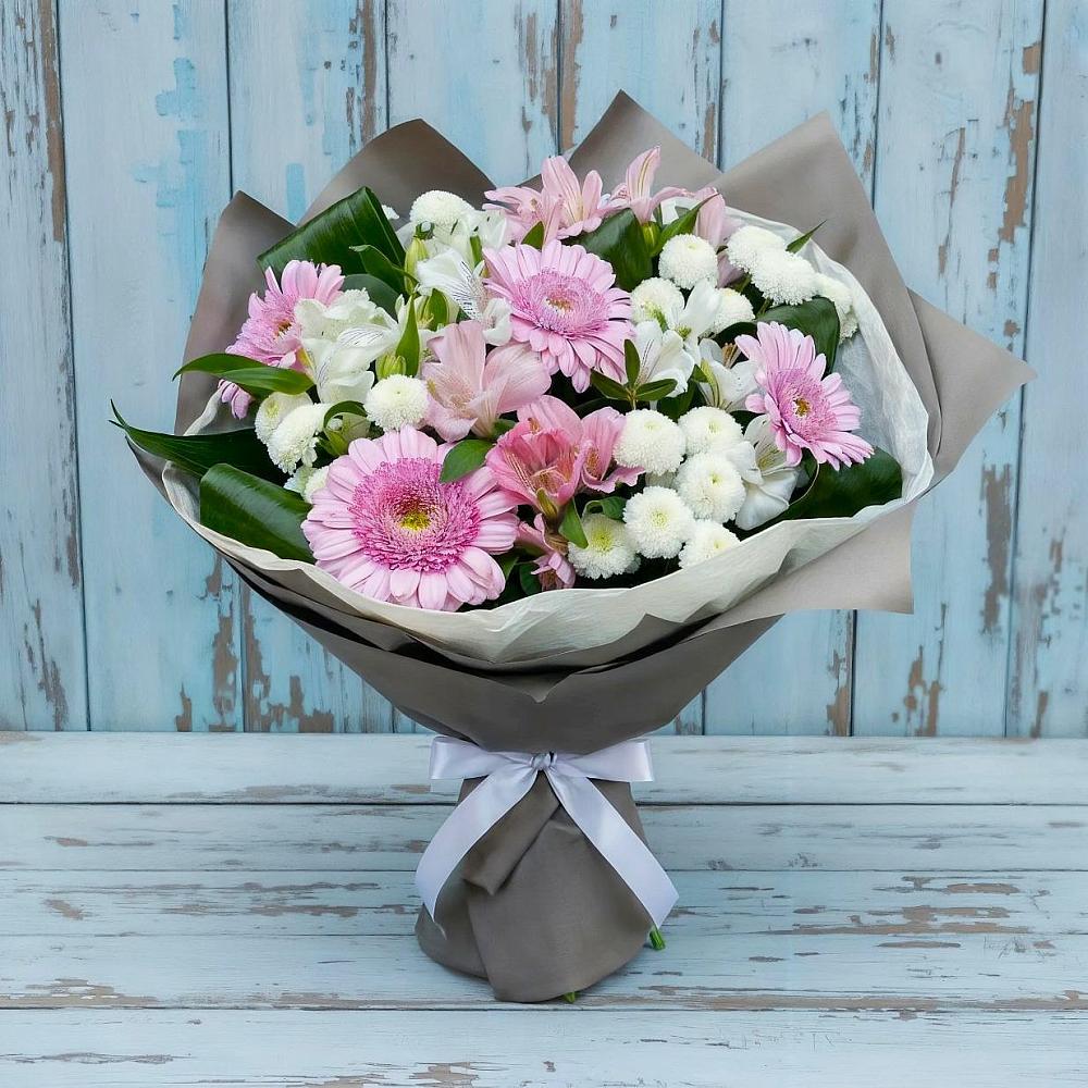 Букет цветов из: Герберы, Альстромерии и Хризантемы в Олонце